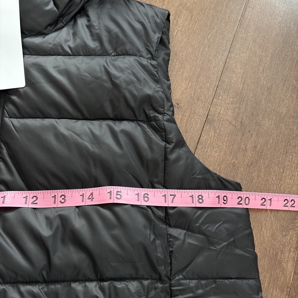 Athleta Aire Puffer Vest Womens S Black Hooded Lightweight Packable New $125 - Picture 13 of 16